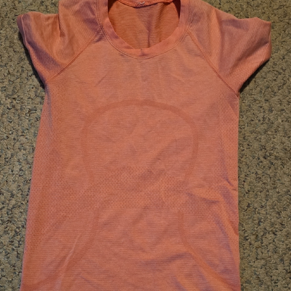 Lululemon Athletica Coral Short Sleeve Top
